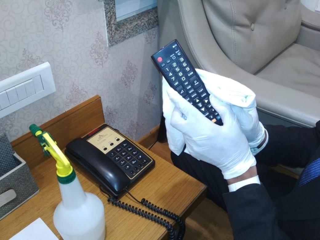 Hotel Atishay Бопал Екстериор снимка